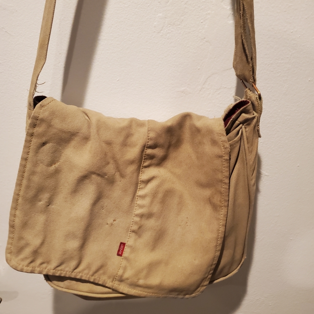 Tan messenger bag